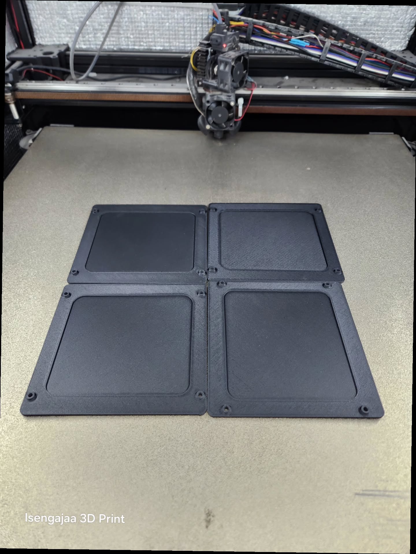 Plate cover